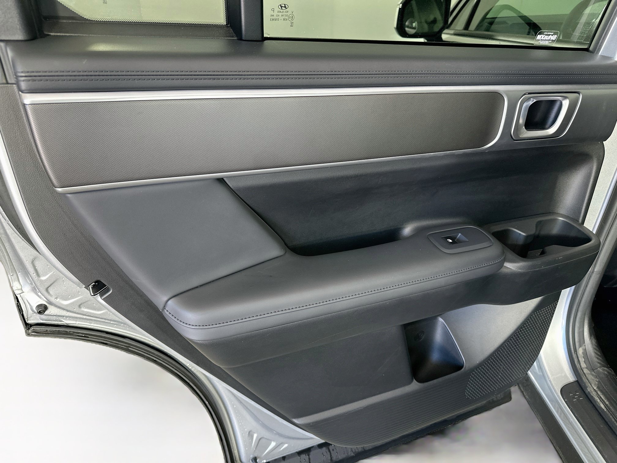 Used 2026 Hyundai Santa Fe SEL FWD image 25