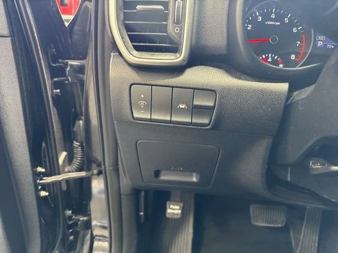 Used 2022 Kia Sportage LX FWD image 21