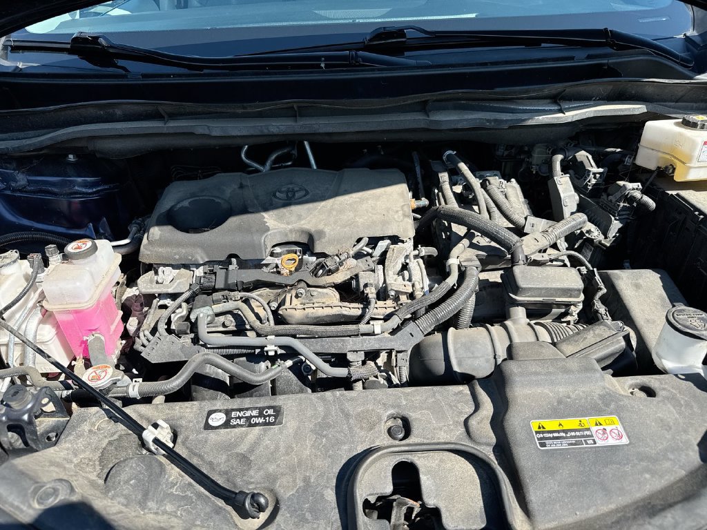 Used 2021 Toyota Sienna Limited FWD image 27