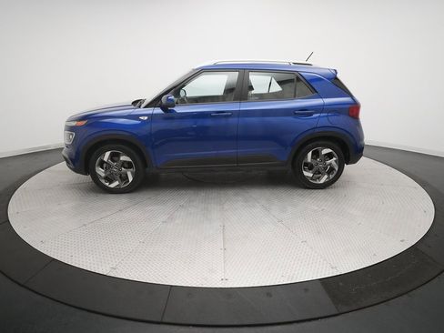 Used 2023 Hyundai Venue Limited w/ Cargo Package image 23
