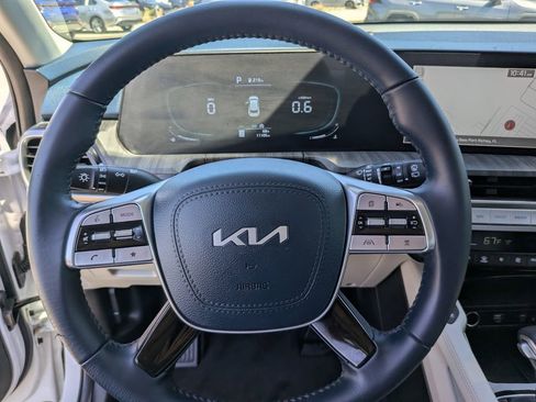 Used 2025 Kia Telluride EX FWD image 31