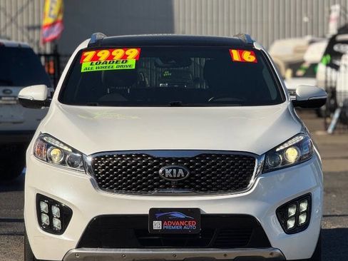 Used 2016 Kia Sorento SX w/ SXL Technology Package AWD/4WD image 2