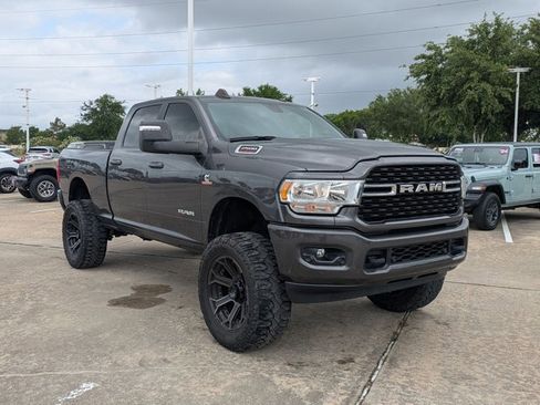 Used 2024 RAM 2500 Lone Star w/ Sport Appearance Package image 4