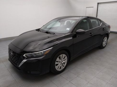 Used 2024 Nissan Sentra S image 2
