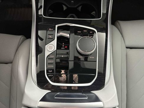 New 2026 BMW X5 xDrive40i w/ M Sport Package image 17