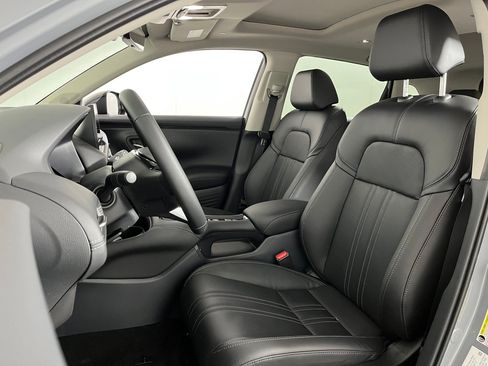 New 2026 Honda HR-V EX-L image 4