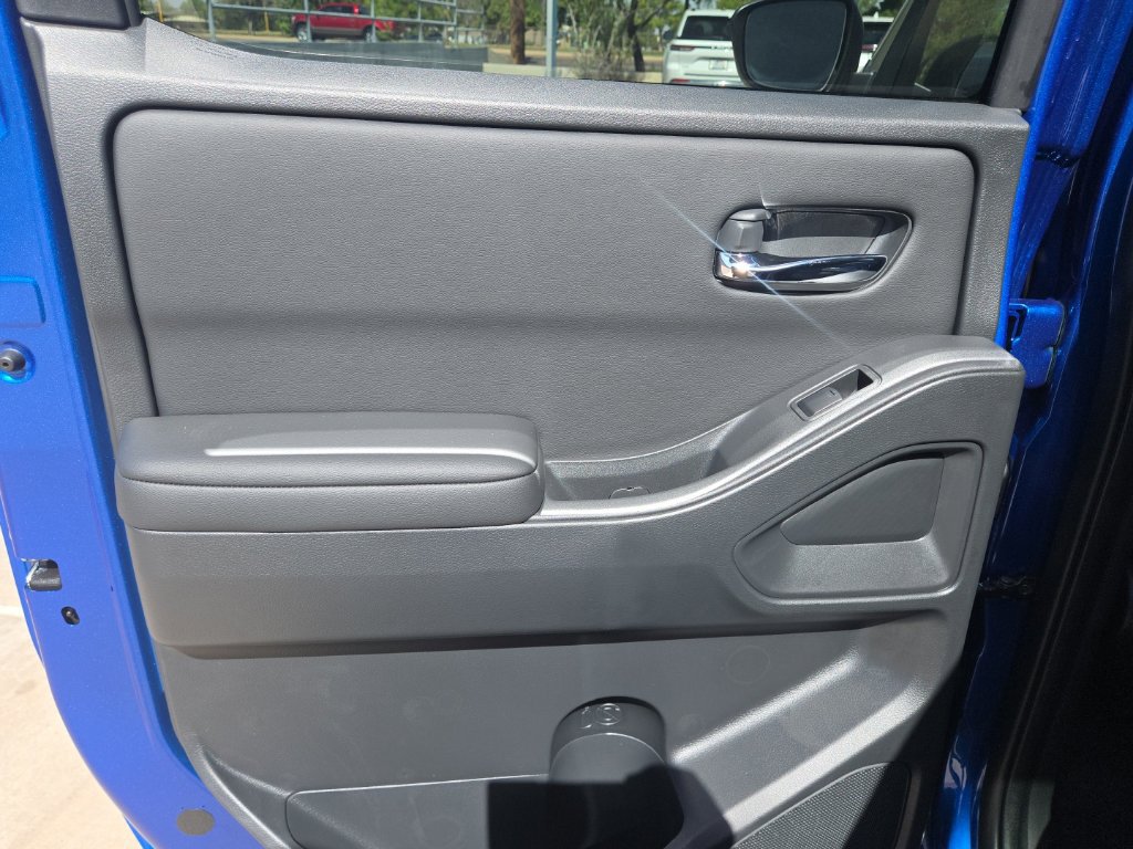 New 2027 Nissan Frontier SV w/ All-Weather Content Package RWD image 10
