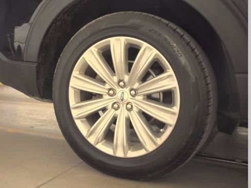 Used 2020 Ford Explorer Limited AWD/4WD image 11