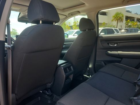 Used 2024 Honda CR-V EX image 11