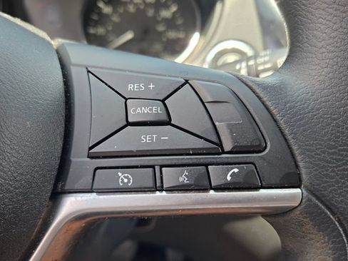 Used 2020 Nissan Rogue Sport SV AWD/4WD image 26