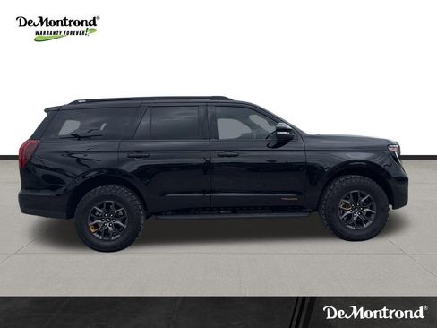 Used 2025 Ford Expedition Tremor AWD/4WD image 4