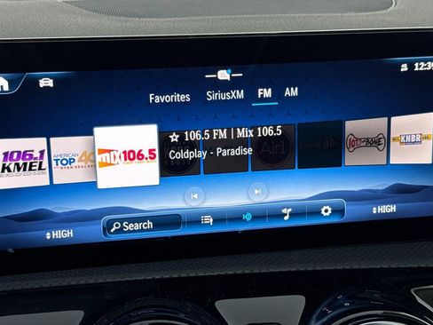 Used 2025 Mercedes-Benz CLA 250 4MATIC image 23