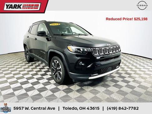 Used 2024 Jeep Compass Limited image 1