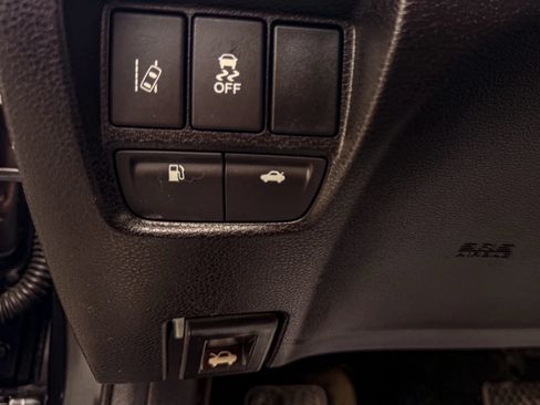 Used 2015 Acura TLX w/ Technology Package AWD/4WD image 30