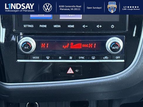 Used 2020 Mitsubishi Outlander AWD image 15