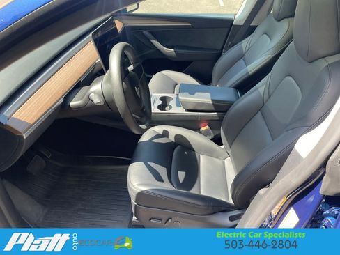 Used 2024 Tesla Model Y Long Range RWD image 23