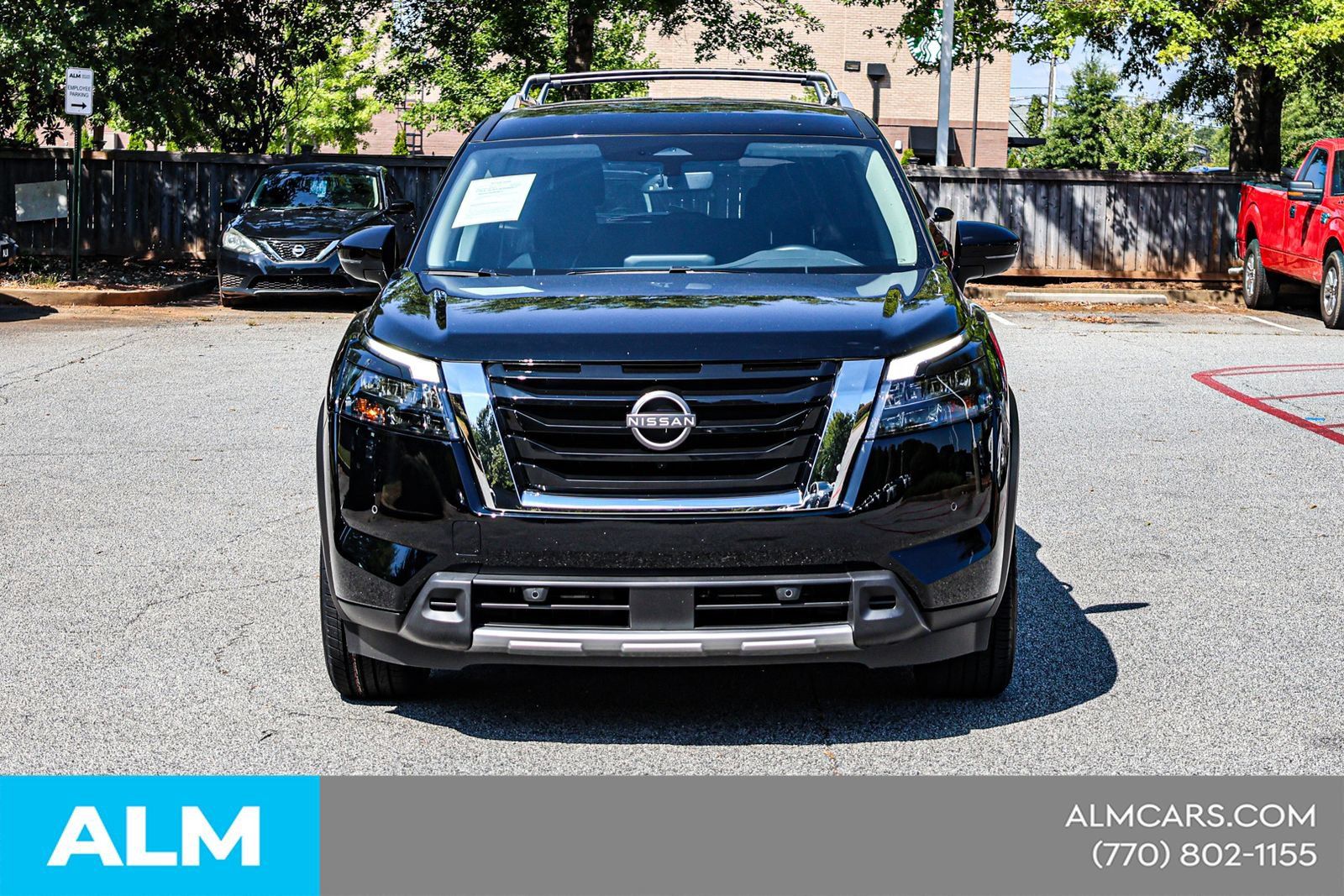 Used 2025 Nissan Pathfinder SL w/ Cargo Package FWD image 11
