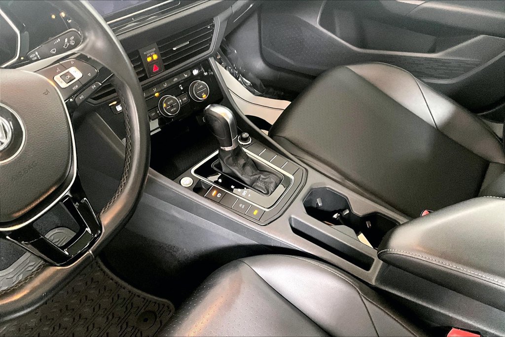 Used 2019 Volkswagen Jetta SE FWD image 16