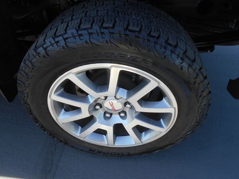 Used 2017 GMC Sierra 1500 Denali AWD/4WD image 16