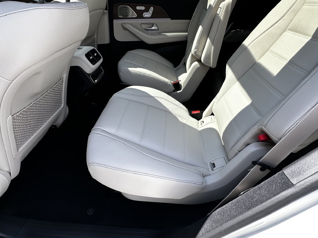 New 2026 Mercedes-Benz GLS 450 4MATIC image 24