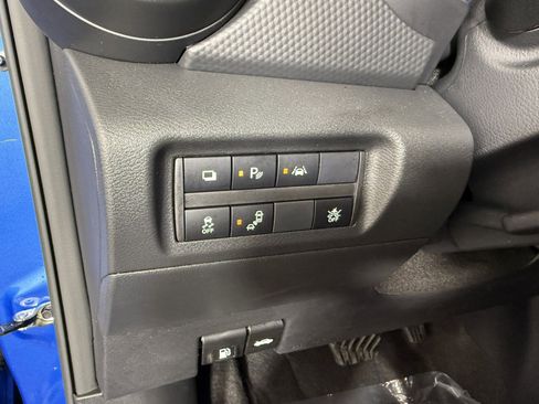 Used 2025 Nissan Kicks Play S FWD image 22