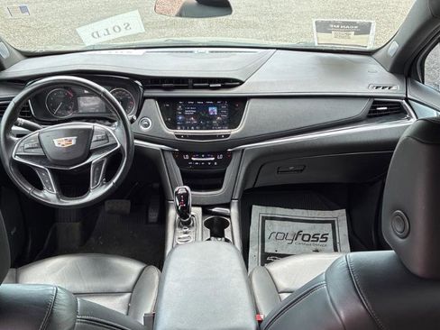 Used 2024 Cadillac XT5 Premium Luxury AWD/4WD image 4