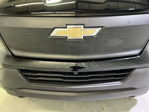 Used 2024 Chevrolet Silverado EV W/T image 4