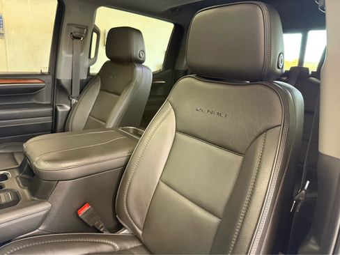 Used 2023 GMC Sierra 1500 Denali w/ Denali Reserve Package image 13
