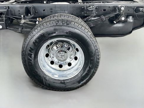 New 2026 RAM 3500 Tradesman w/ Chrome Appearance Group image 16