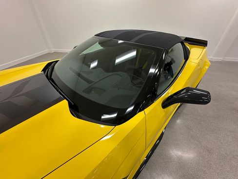 Used 2016 Chevrolet Corvette Z06 w/ C7.r Special Edition image 97