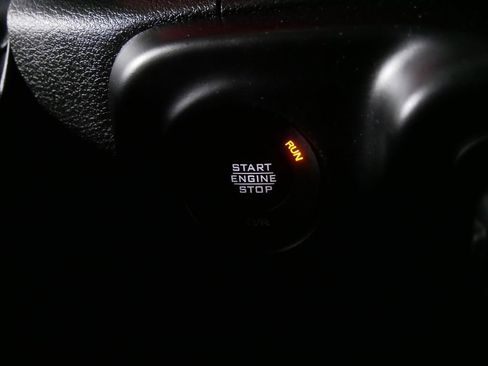 Used 2022 Jeep Wrangler Unlimited Rubicon w/ Dual Top Group image 25