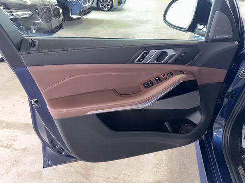 Used 2021 BMW X5 sDrive40i w/ M Sport Package image 17