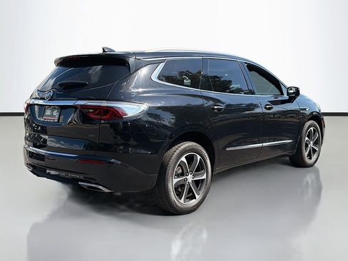 Used 2022 Buick Enclave Essence w/ Experience Buick Package AWD/4WD image 2