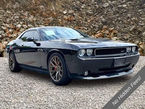 Used 2009 Dodge Challenger SRT8 w/ SRT Option Group II RWD image 1