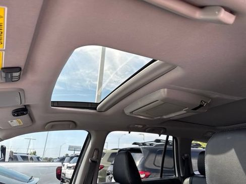 Used 2022 Honda Pilot Elite image 5