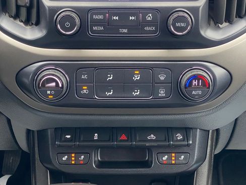 Used 2017 Chevrolet Colorado Z71 image 25