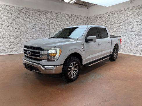 Used 2021 Ford F150 Lariat w/ FX4 Off-Road Package image 3