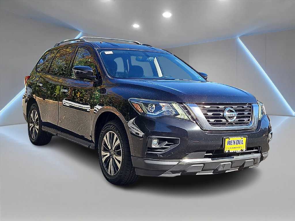 Used 2017 Nissan Pathfinder SV AWD/4WD image 3