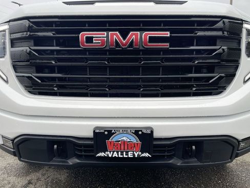 New 2026 GMC Sierra 1500 Elevation AWD/4WD image 30