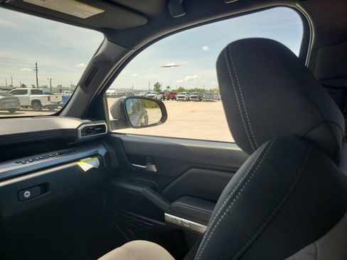 New 2025 Toyota Tacoma TRD Off-Road image 11