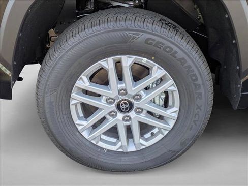 New 2026 Toyota Tundra SR image 10