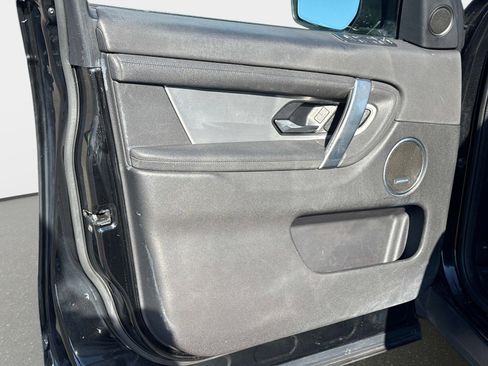 Used 2021 Land Rover Discovery Sport S image 20