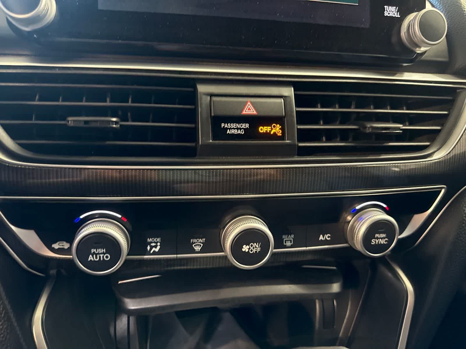 Used 2018 Honda Accord Sport image 28