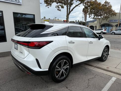 Used 2024 Lexus RX 350 Premium w/ Cold Area Package FWD image 9