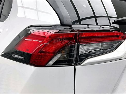 Used 2025 Toyota RAV4 LE image 30