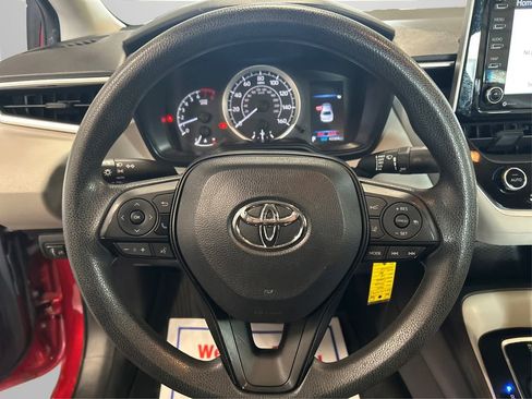 Used 2021 Toyota Corolla LE image 20