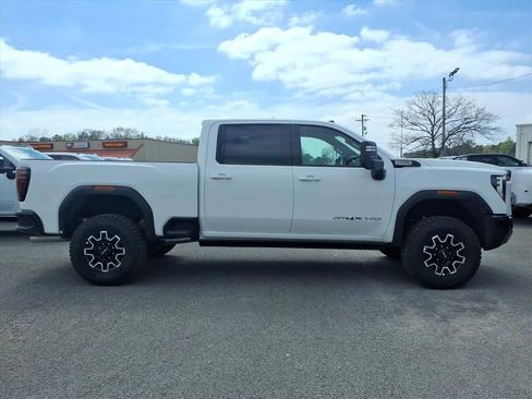 New 2026 GMC Sierra 2500 AT4X image 8