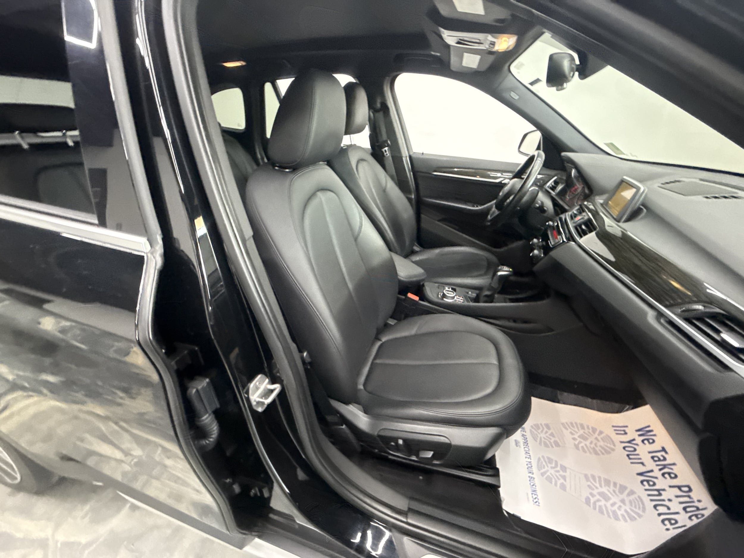 Used 2017 BMW X1 xDrive28i AWD/4WD image 19