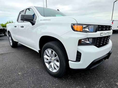 Used 2022 Chevrolet Silverado 1500 Custom AWD/4WD image 12