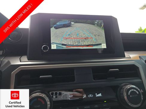 Certified 2025 Toyota Tacoma SR5 AWD/4WD image 32